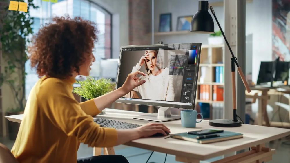Uchwyt pod monitor ALOGIC Clarity Fold Stand