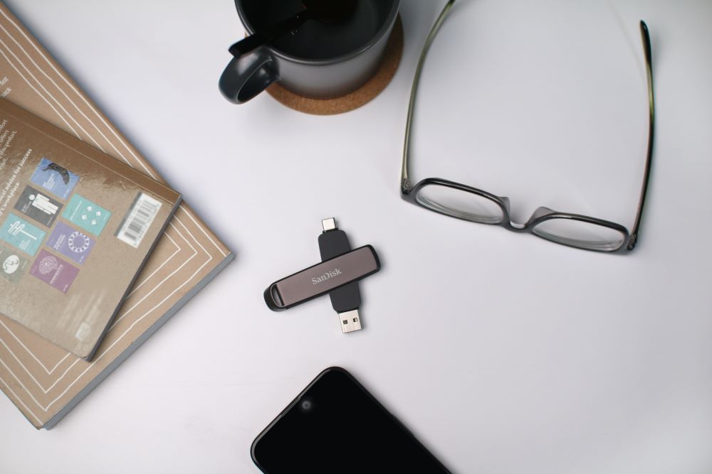 DYSK SANDISK EXTREME PRO DUAL DRIVE USB Type C + A 2TB 1000/900MB/s