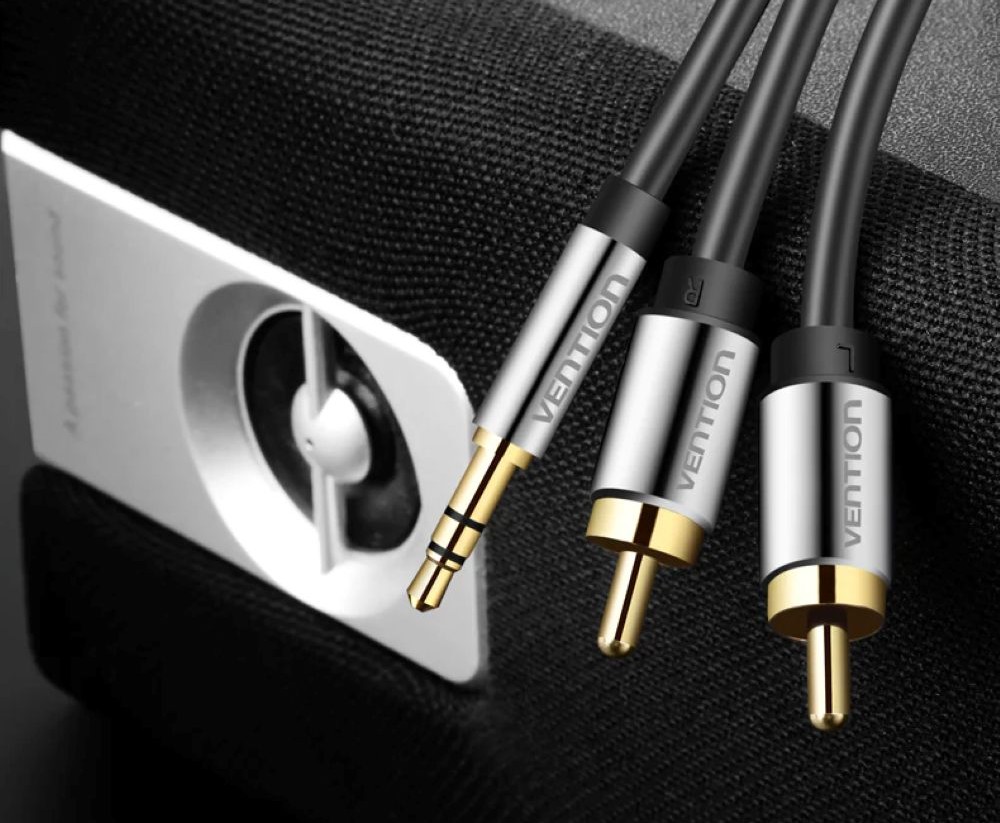 Kabel audio 3,5 mm męski na 2RCA męski 5m czarny